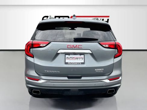 Used 2020 GMC Terrain Denali w/ Denali Premium Package AWD/4WD image 6