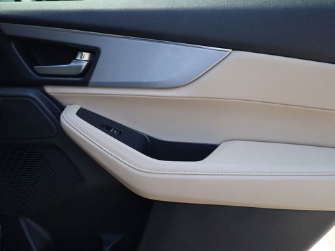 New 2026 Acura MDX SH-AWD image 32