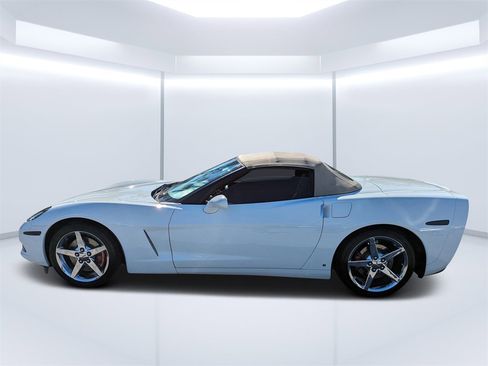 Used 2007 Chevrolet Corvette Convertible w/ Preferred Equipment Group image 6