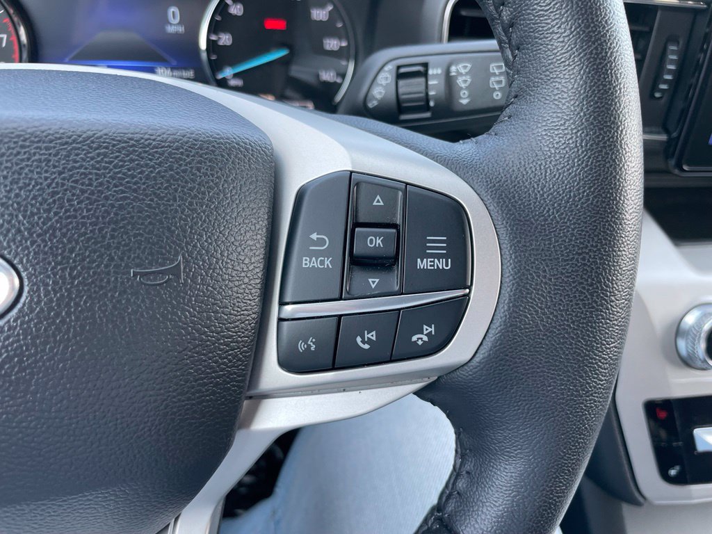 Used 2024 Ford Explorer XLT w/ Equipment Group 202A AWD/4WD image 22