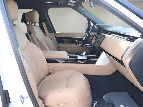 New 2026 Land Rover Range Rover SE AWD/4WD image 17
