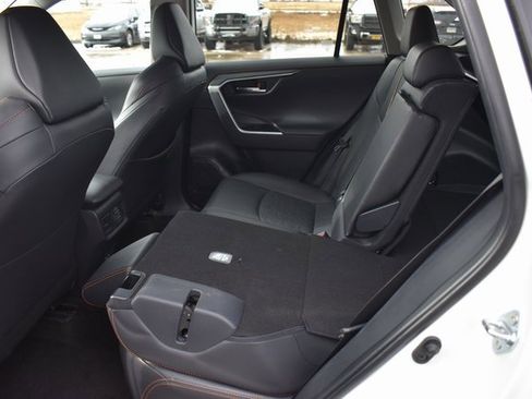 Used 2024 Toyota RAV4 Adventure image 21