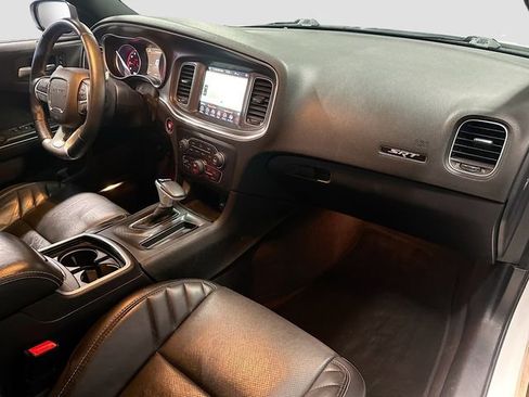 Used 2017 Dodge Charger SRT image 31