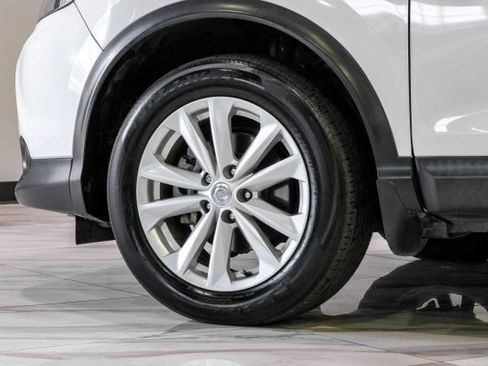 Used 2018 Nissan Rogue Sport S w/ S Appearance Package FWD image 57