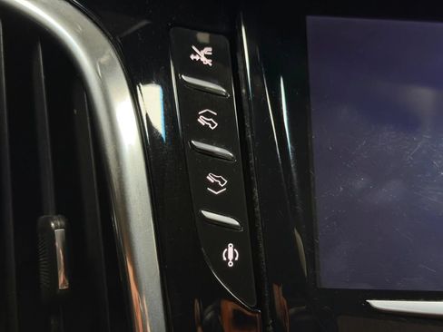 Used 2015 Cadillac Escalade Premium AWD/4WD image 40