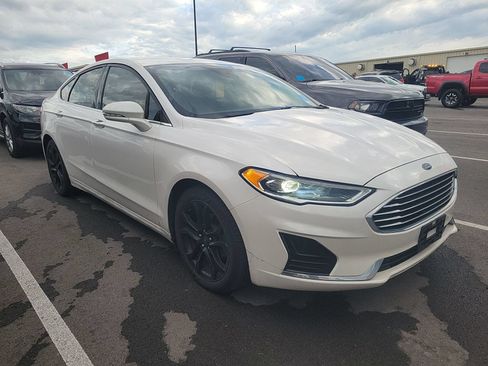 Used 2020 Ford Fusion SEL FWD image 4