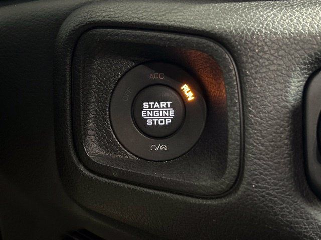 Used 2024 Jeep Wrangler Unlimited AWD/4WD image 27