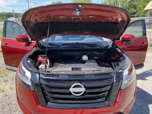Used 2022 Nissan Pathfinder SL w/ SL Premium Package FWD image 19