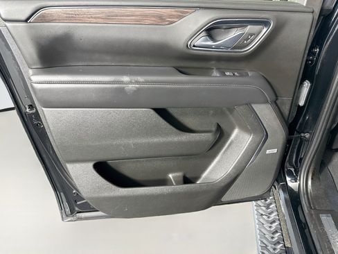 Used 2023 Chevrolet Suburban Z71 AWD/4WD image 26