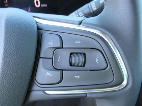 Used 2025 Buick Encore GX Sport Touring w/ Advanced Technology Package image 21