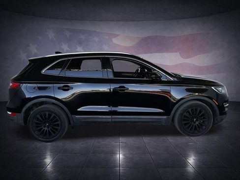 Used 2018 Lincoln MKC Reserve image 6