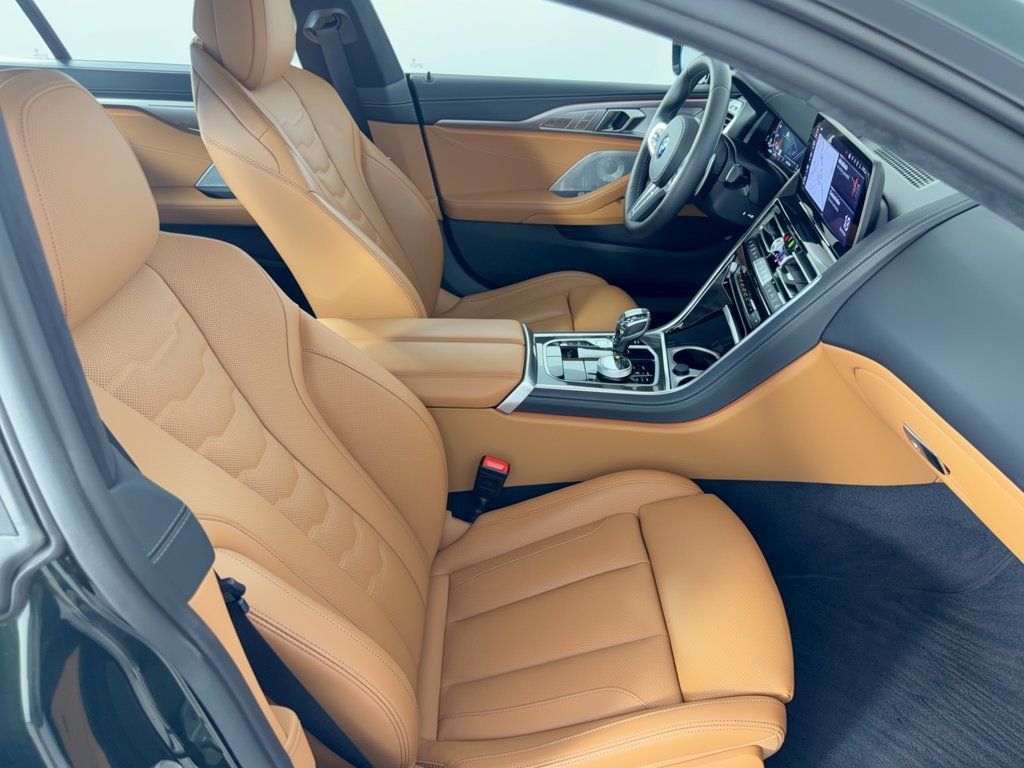 Certified 2026 BMW M850i xDrive AWD/4WD image 30