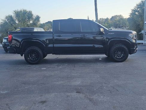 Used 2022 GMC Sierra 1500 AT4X image 17