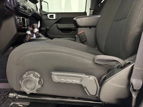 Used 2023 Jeep Wrangler Unlimited Sport AWD/4WD image 20