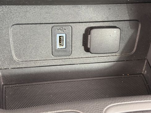 Used 2017 Ford Escape S FWD image 24