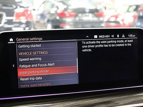 Used 2021 BMW 530i xDrive w/ Convenience Package AWD/4WD image 32
