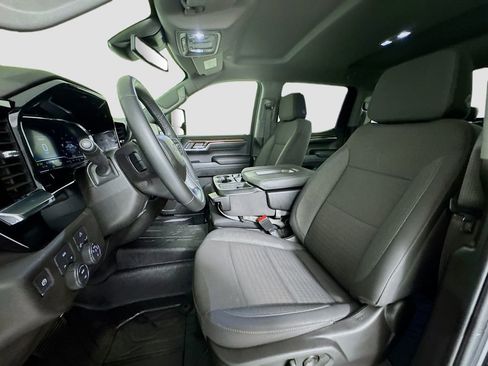 Used 2024 Chevrolet Silverado 1500 RST w/ Max Trailering Package image 10