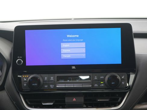 Used 2025 Toyota Grand Highlander AWD Hybrid image 17