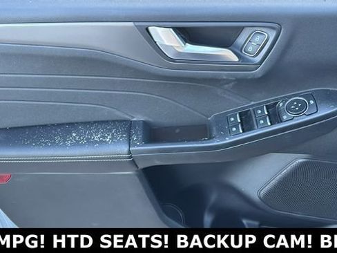New 2026 Ford Escape SE FWD image 9