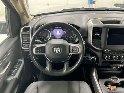 Used 2020 RAM 1500 Big Horn AWD/4WD image 11
