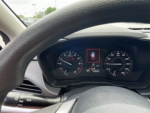 Used 2024 Subaru Impreza 2.0i AWD/4WD image 20