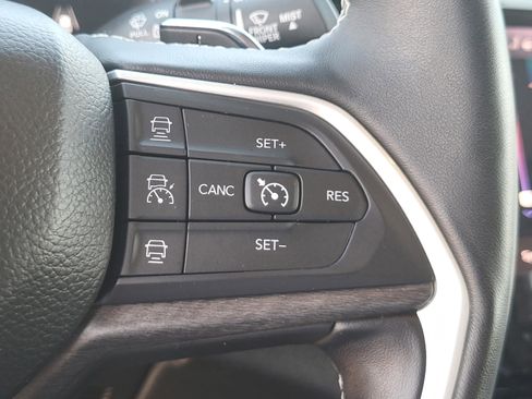 Used 2022 Jeep Grand Cherokee L Limited image 60