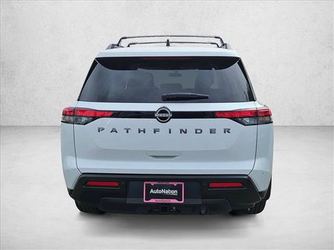 New 2026 Nissan Pathfinder SV w/ SV Premium Package FWD image 8
