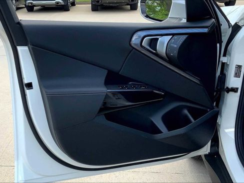 New 2026 BMW X3 xDrive30 w/ Convenience Package image 10