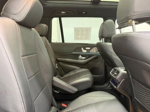 Certified 2022 Mercedes-Benz GLS 450 4MATIC image 9