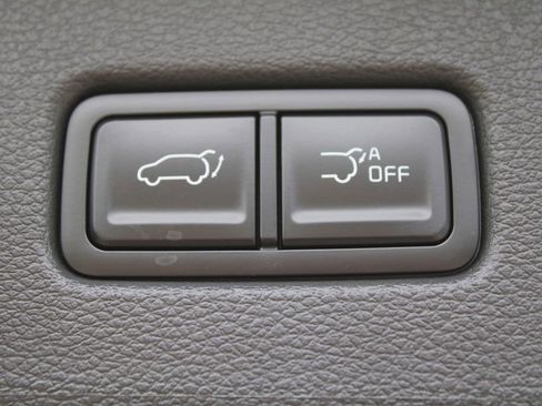 New 2025 Kia Telluride SX w/ SX Captain's Chair Package image 13