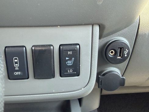 Used 2021 Nissan Frontier SV AWD/4WD image 27