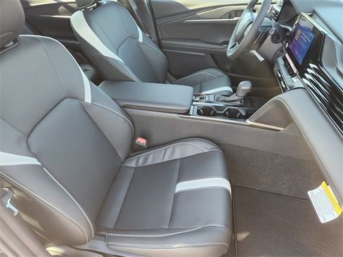 New 2026 Toyota Camry SE Nightshade image 10