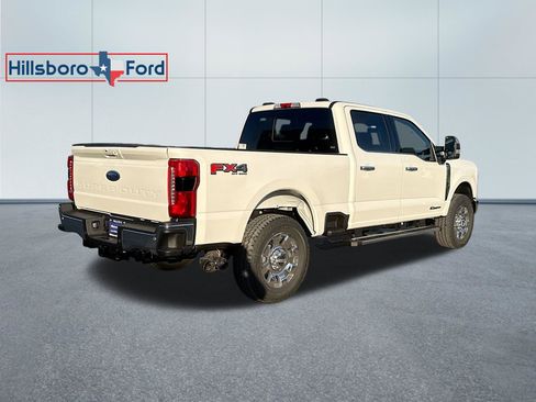 Used 2026 Ford F250 Lariat w/ Chrome Package image 8