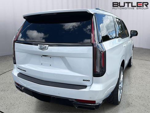 Used 2024 Cadillac Escalade Sport w/ LPO, ONYX Package AWD/4WD image 9