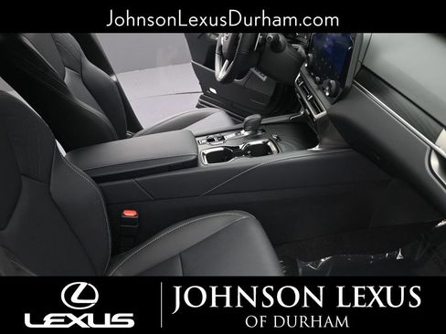 New 2026 Lexus RX 350 image 13