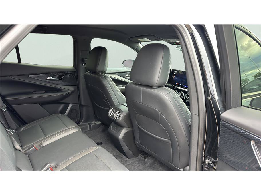 Used 2024 Chevrolet Blazer EV LT AWD/4WD image 16