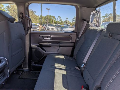 New 2026 RAM 1500 Big Horn AWD/4WD image 13