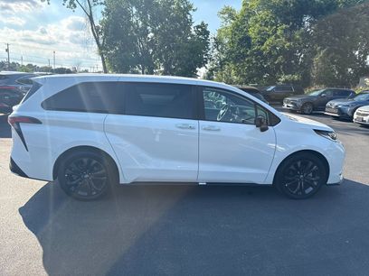 Used 2025 Toyota Sienna XSE