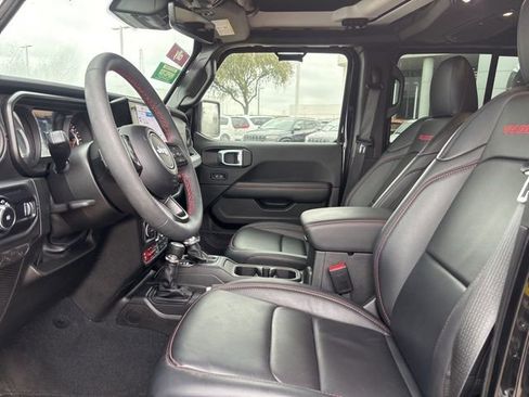 Used 2024 Jeep Wrangler Unlimited Rubicon image 9