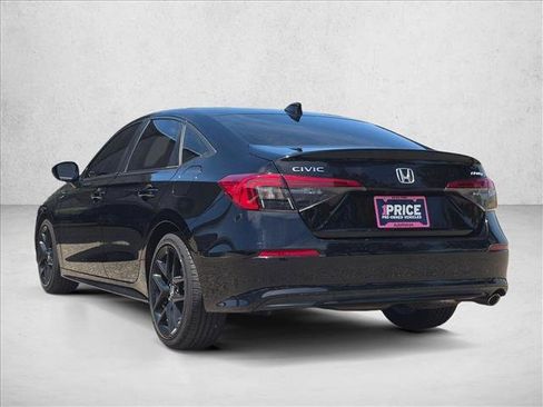 Used 2023 Honda Civic Sport image 8