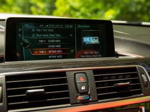 Used 2017 BMW M4 Convertible w/ Competition Package RWD image 47