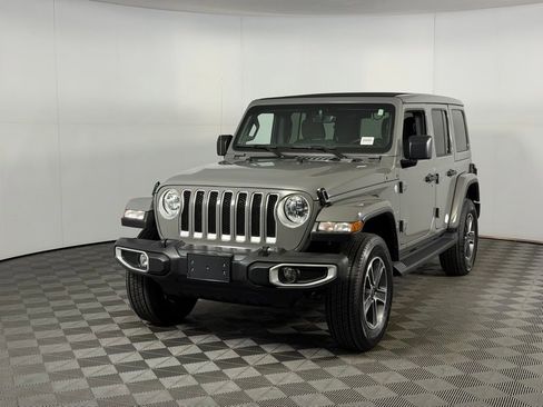 Certified 2023 Jeep Wrangler Unlimited Sahara w/ Safety Group AWD/4WD image 9