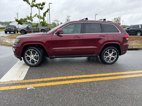 Used 2018 Jeep Grand Cherokee Limited RWD image 6