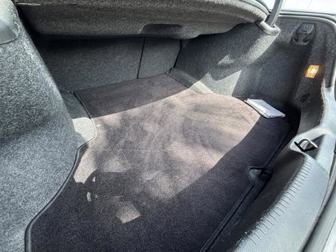 Used 2019 Chrysler 300 Limited image 36