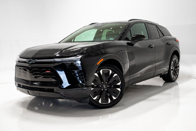 Used 2024 Chevrolet Blazer EV RS AWD/4WD image 1