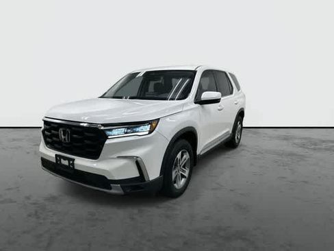 Used 2025 Honda Pilot EX-L image 7