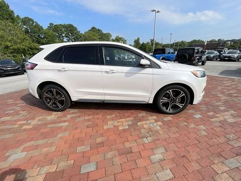 Used 2019 Ford Edge ST w/ Cold Weather Package AWD/4WD image 37