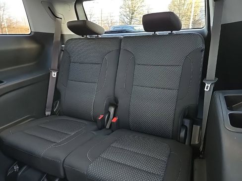 Used 2023 GMC Acadia SLE w/ Driver Convenience Package AWD/4WD image 16