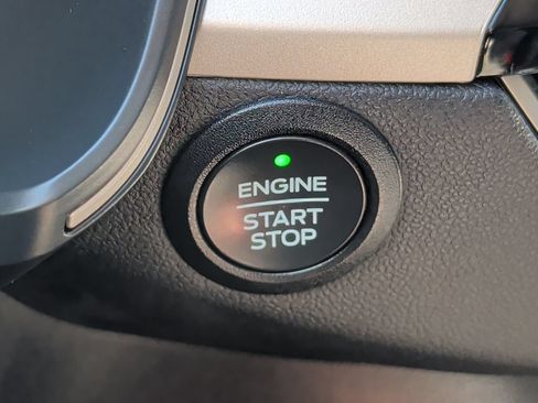 Used 2022 Ford Escape SE w/ SE Sport Appearance Package AWD/4WD image 26
