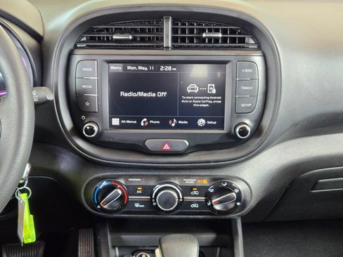 Used 2024 Kia Soul LX w/ Option Group 015 FWD image 16